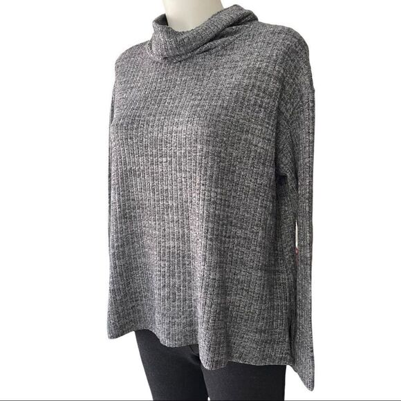 ANTHROPOLOGIE MAEVE OVERSIZED TURTLE NECK RIBBED KNIT‎ SWEATER TOP GRAY SZ XS - Picture 3 of 8